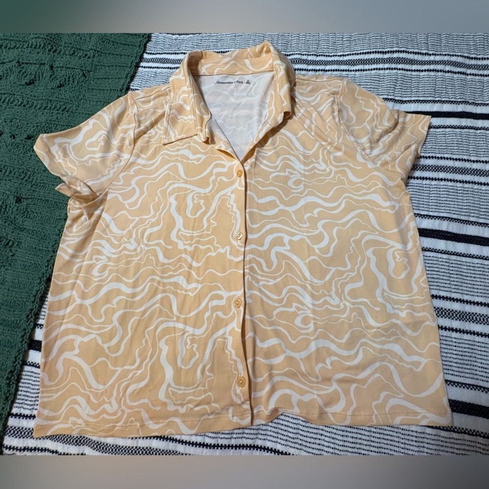 Abercrombie & Fitch Womens XL Short Sleeve Button Down Abstract Print Shirt